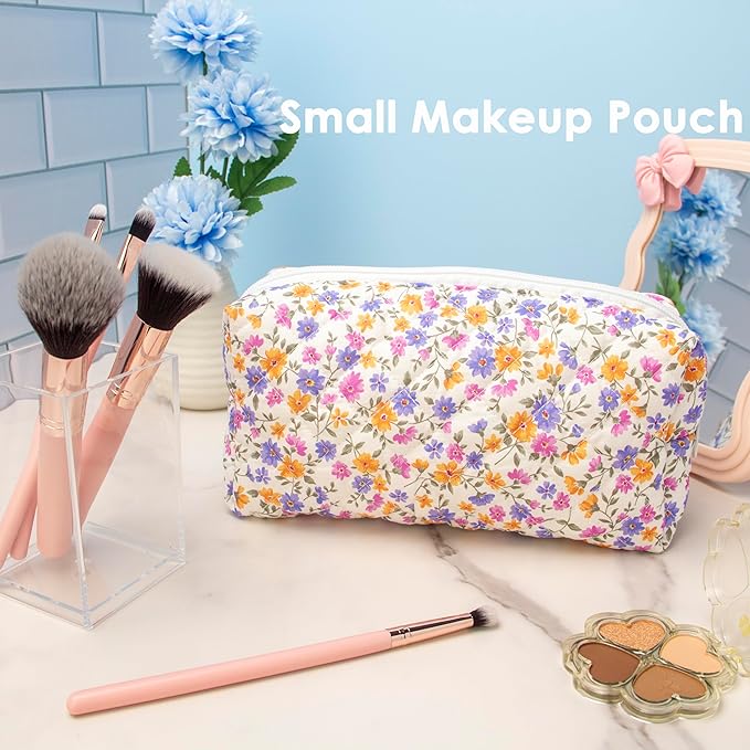 PAZIMIIK Small Quilted Makeup Bag,Zipper Cosmetic Pouch,Ditsy Floral | Lightweight Cosmetic Bag Organizer for Women,Purse Storage Holds Makeup,Toiletries,Skincare,Beauty Essentials,Travel Items