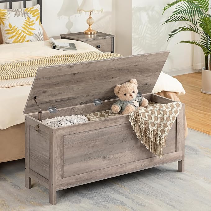 HOOBRO Toy Box, Retro Wooden Look Storage Chest with Safety Hinge, Entryway Storage Bench Supports 220 lb, 39.4 x 15.7 x 18.9 Inches Toy Chest Organizer, Easy Assembly (Greige) BG100CW01G1