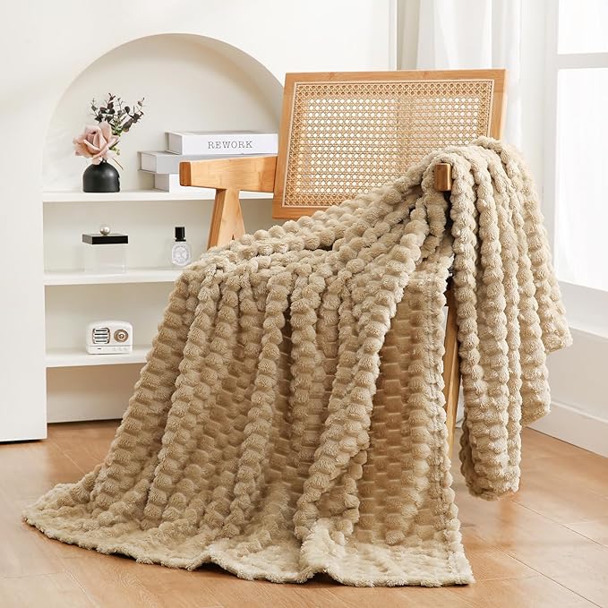 Puncuntex Beige Throw Blanket 60"×80" inches Fuzzy 3D Jacquard Decorative | Flannel Fleece Super Soft Plush Cozy Blanket for Couch Sofa Chair Lightweight