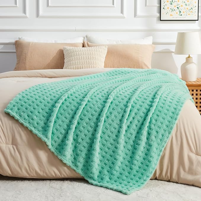 NEWCOSPLAY 3D Waffle Checkered Flannel Queen Blanket, Aqua, 90"x90" | Super Soft Cute Lightweight Decorative Premium Silky Fleece Blanket for Couch Sofa Bed, Gift for Women Men, All Season Use