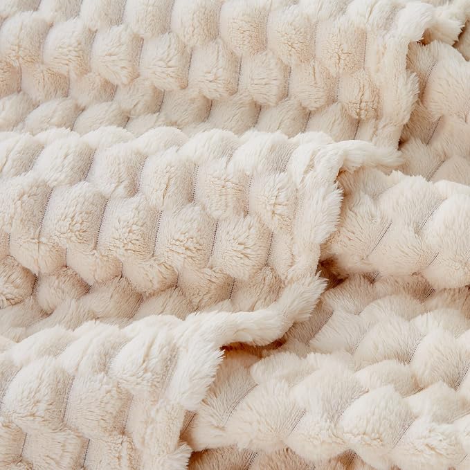 EXQ Home King Size Blanket for Bed or Couch - 3D Imitation Turtle Shell Jacquard Decorative Fleece Blankets - Cozy Soft Lightweight Fuzzy Flannel Blanket Suitable for All Seasons(90"×108",Beige)