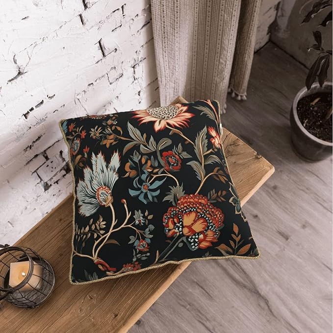 Vintage Red Orange Blue Floral Velvet Pillow Covers 18x18 Inch Retro Abstract Boho Flowers Throw Pillows For Couch Cushion Covers Pillowcase Bohemian Farmhouse Pillow Cases for Sofa Bed Bedroom