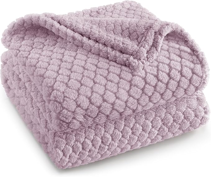 Exclusivo Mezcla Soft Fleece Queen Size Blanket for Bed, Lilac Purple | Jacquard Lightweight Cozy Bed Blanket, Breathable Decorative Fuzzy Textured All Season Use, 90x90 Inches