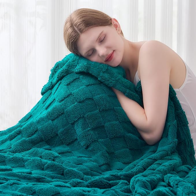NEWCOSPLAY 3D Checkered Flannel Throw Blanket, Dark Teal, 50"x70" | Super Soft Cute Lightweight Decorative Premium Silky Fleece Blanket for Couch Sofa Bed, Gift for Women Men, All Season Use