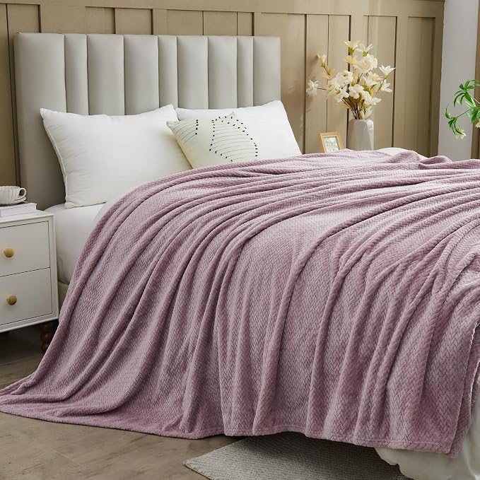NEWCOSPLAY Fleece Leaves Pattern Throw Blanket, Light Purple, 50"x60" | Super Soft Throw Blanket, Lightweight Cozy Bed Sofa Blanket, Premium Silky Flannel Fleece, Travel Blanket for All Season Use