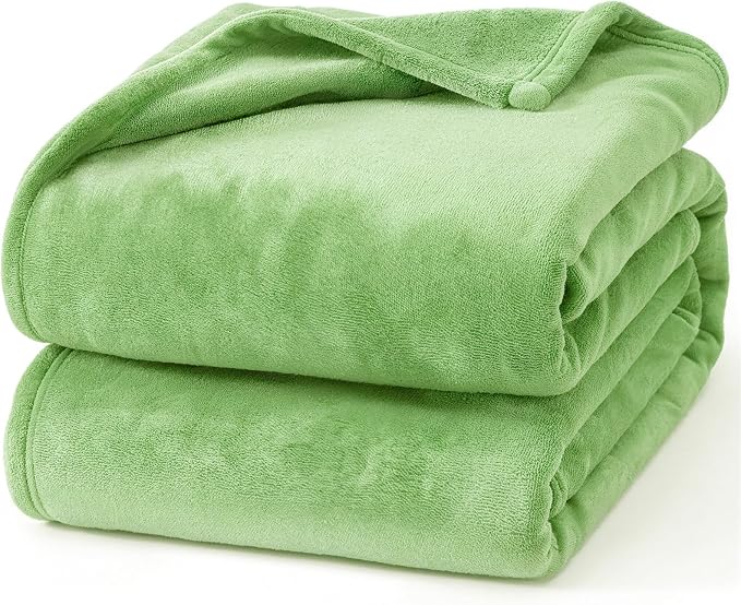 Hansleep Throw Grass Green Fleece Blanket, Soft Flannel Bed Blanket | Fuzzy Cozy Blanket 50x60 Inches, Multi-use for Bed, Sofa, Couch, Travel, Camping, All Season Warm Lightweight Cover