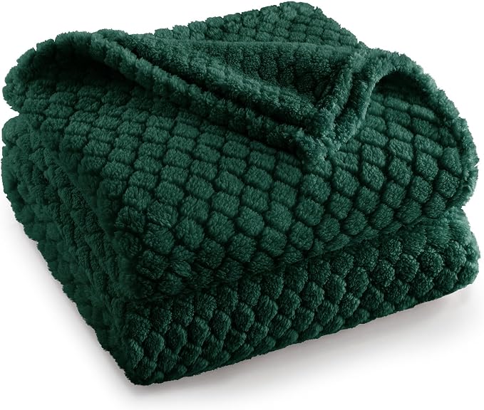 Exclusivo Mezcla Soft Fleece Twin Size Blanket for Bed, Forest Green | Jacquard Lightweight Cozy Bed Blanket, Breathable Decorative Fuzzy Textured All Season Use, 60x80 Inches