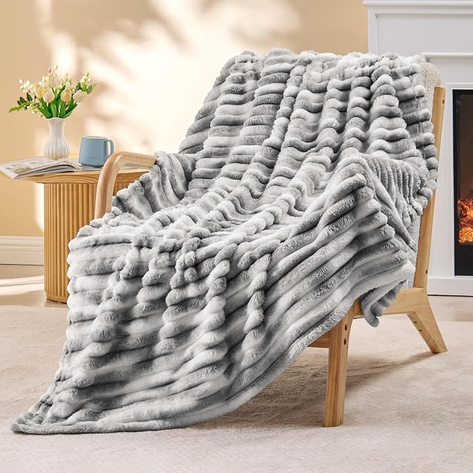 BEDELITE Striped Fleece Throw Blanket, Black&White, 50"x60" | 300GSM Microfiber Fleece, Soft Cozy, Lightweight Warm, Double-Sided Plush, Machine Washable, Gift, Room Decor, for Couch Sofa