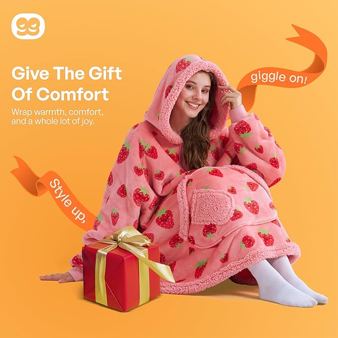 Giggling Getup Wearable Blanket Hoodie for Adults Gifts for Teen Girls Sister Women Sherpa Fleece Printed Hooded Blanket Sweatshirt Warm Cozy with Pocket & Sleeves Strawberry