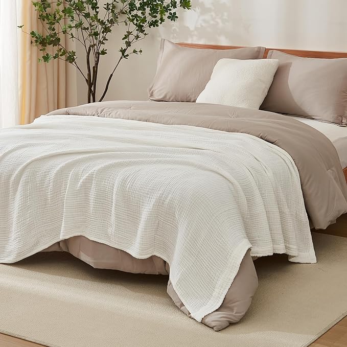 EMME Muslin Blankets for Adults White Small Blanket 40" x 50" | Throw Blanket for Couch Breathable Gauze Soft Lightweight Airy Light