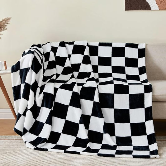 BEDELITE Plaid Fleece Twin Blanket, Black & White Checkered 60x80 Inches | 100% Polyester Microfibe, Soft, Lightweight, Warm, Classic Cherckerde Blanket, Room Decor, Machine Washable, for Couch Bed