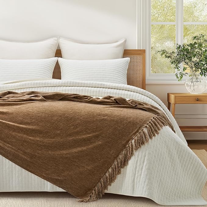 Chenille Knit Throw Blanket for Couch, 60"x80", Warm Beige | Cozy Plush Fuzzy Knittd Throw with Tassels, Lightweight, Decorative, Farmhouse Decor, Ideal for Bed Sofa Gift, All Seasons