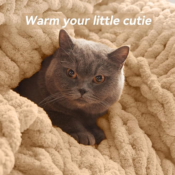 Negwoo Chunky Knit Throw Blanket, Knitted Throw Chenille Yarn, 80"*90" | Soft Thick Cable Knitted Blankets, Handmade Big Thick Blanket, Machine Washable Cute Comfy Blanket for Home Decor, Beige