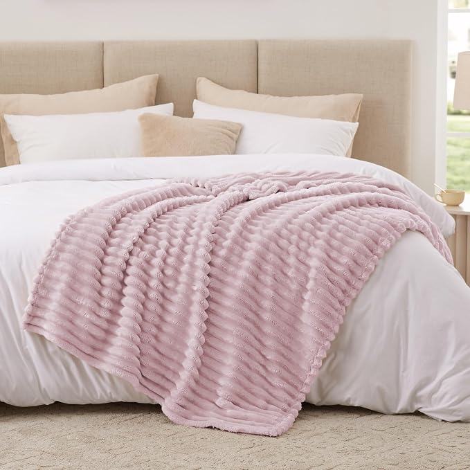 EXQ Home Gentle Soft Fleece Throw Blanket – Cozy Lightweight Blanket for Couch Bed – All-Season Warm Fuzzy Flannel Blanket for Women Mom Her – Gifts for Birthday(50"x60",Purplish Pink)