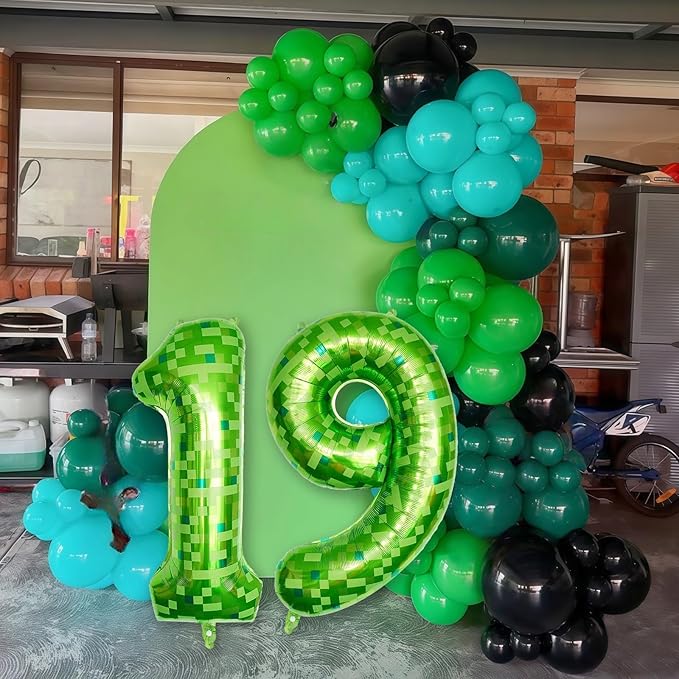 Foil 19 Balloons Number, 40 Inch Dark Kelly Green Pixel Number 19 Balloon for Men 19 Year Old Birthday Decorations, Big Lime Green 19 Balloon for 19th Birthday Video Game Patrick's Day Party Decor