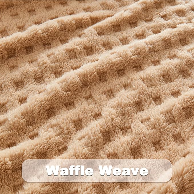 NEWCOSPLAY 3D Waffle Checkered Flannel Throw Blanket, Brown, 50"x70" | Super Soft Cute Lightweight Decorative Premium Silky Fleece Blanket for Couch Sofa Bed, Gift for Women Men, All Season Use