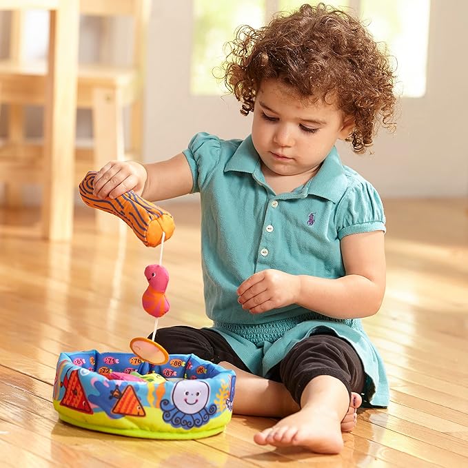 Melissa & Doug K's Kids Fish and Count Learning Game With 8 Numbered Fish to Catch and Release