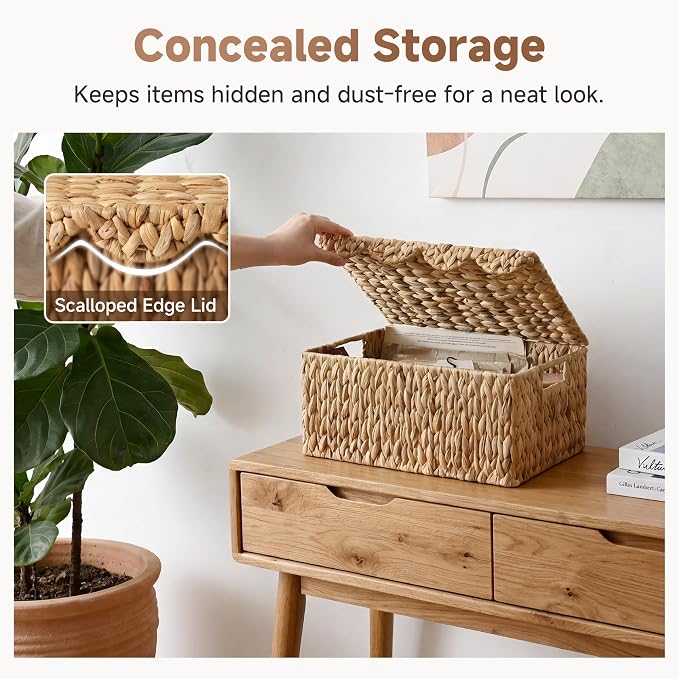 StorageWorks Scalloped Wicker Basket with Lid, Woven Water Hyacinth Basket | Rattan Storage Baskets with Scalloped Edge, Basket with Lid Decorative Storage, Woven Wicker Basket for Living Room, Bedroom