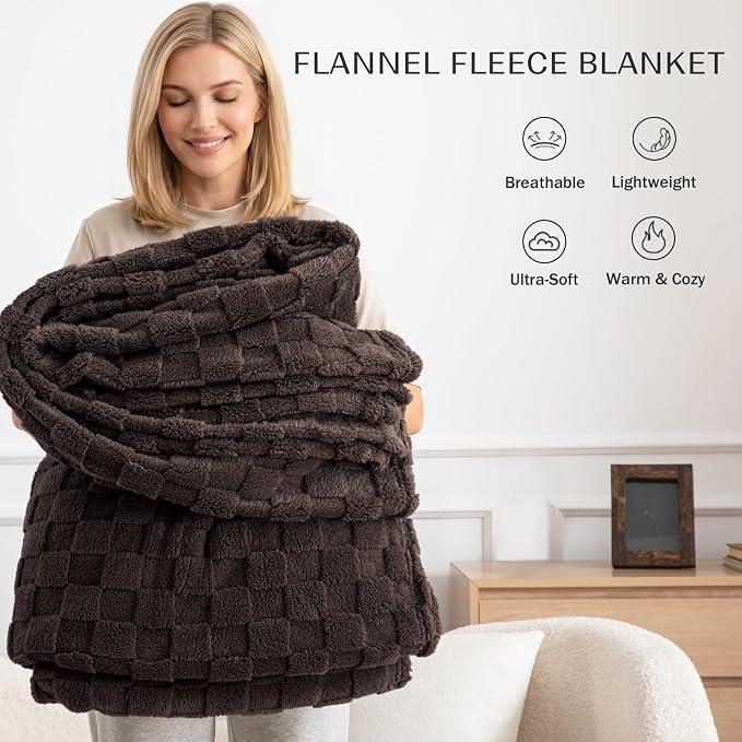 Exclusivo Mezcla 3D Checkered Fleece Throw Blanket for Couch, Coffee | Super Soft and Cozy Fluffy Throw, Lightweight and Breathable, Cute Fuzzy Blanket for Sofa, Home Decor, All Season, 50"x60"
