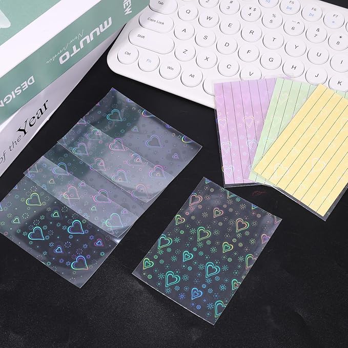 100pcs Photocard Sleeves, 3.58x2.56 in Love Heart-Shape Laser Flashing Card Sleeves Holographic Foil Protective Cover for Card Enthusiasts