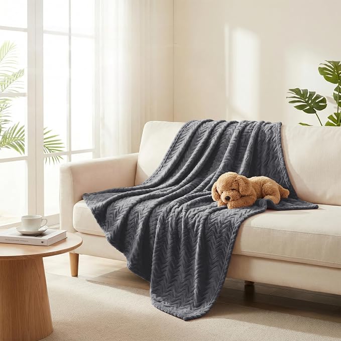 Exclusivo Mezcla Soft Fleece Blanket Twin Size for Bed, Sofa, Dark Grey | 90"x66" Breathable Lightweight Flannel Blanket for Summer, Plush Cozy Jacquard Wave for Home Decor