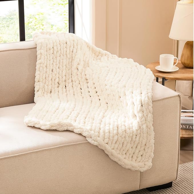 L'AGRATY Chunky Knit Throw Blanket for Couch, 30'' x 40'' Knit Throw, Ivory | Handmade Chenille Crochet Blanket for Sofa Bed, Thick Cable Knitted Blankets for Room Home Decor, Birthday Gift for Women Mom