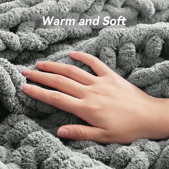 Negwoo Chunky Knit Throw Blanket, Knitted Throw Chenille Yarn, 50"*60" | Soft Thick Cable Knitted Blankets, Handmade Big Thick Blanket, Machine Washable Cute Comfy Blanket for Home Decor, Light grey