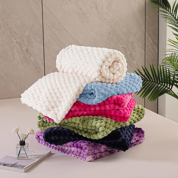 Exclusivo Mezcla Large 3D Fleece Throw Blanket for Couch, Stone Blue | Extra Soft Fuzzy Plush Lightweight Throws, Cozy Fluffy Decorative Blankets for All Seasons, 50x70 Inches