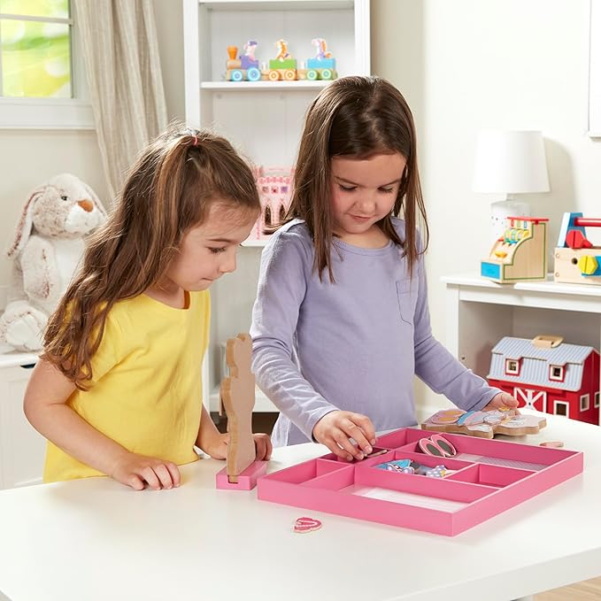 Melissa & Doug Disney Minnie Mouse & Daisy Duck Magnetic Dress-Up Wooden Dolls – Pretend Play Set (40+ pcs) Minnie Mouse Toys, Disney Dress Up Dolls for Preschoolers & Kids Ages 3+