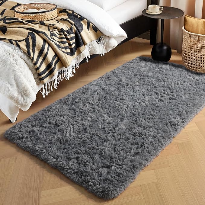 PAGISOFE 2x4 Small Bedroom Rug, Washable Runner Rugs for Hallway, Soft Plush Area Rug for Dorm, Kids Room, Reading Nook,Fuzzy Playroom Carpet, Furry Bedside Rug, Accent Faux Furry Grey Rugs
