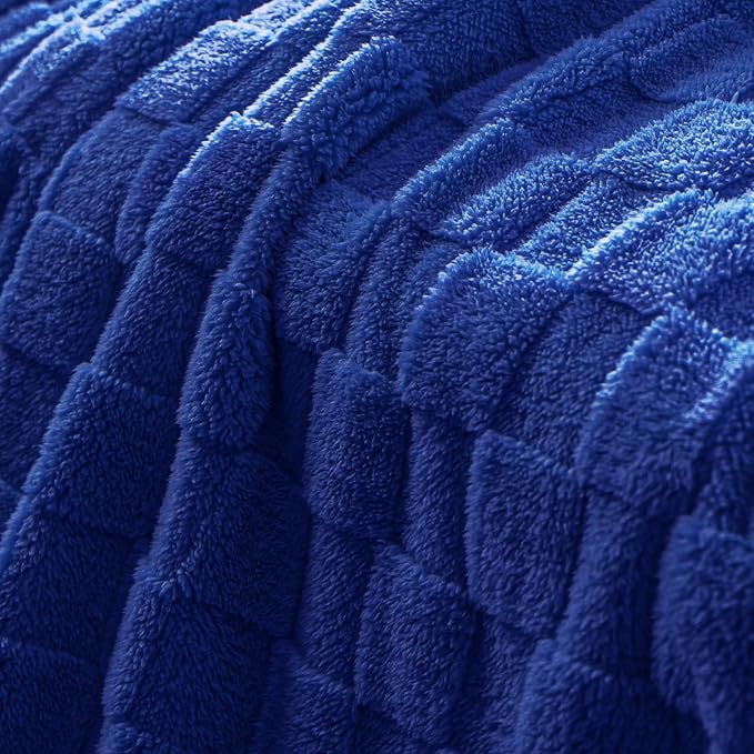 Exclusivo Mezcla 3D Checkered Fleece Queen Blanket for Bed, Cobalt Blue | Super Soft and Cozy Fluffy Blanket, Lightweight, Breathable, Decorative Blanket for Living Room, Bedroom, All Season, 90"x90"