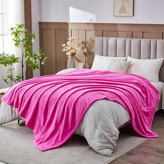 NEWCOSPLAY Fleece Leaves Pattern King Blanket, Hot Pink, 90"x110" | Super Soft Throw Blanket, Lightweight Cozy Bed Sofa Blanket, Premium Silky Flannel Fleece, Travel Blanket for All Season Use