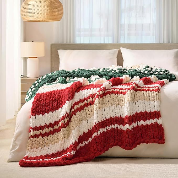 L'AGRATY Chunky Knit Throw Blanket for Couch, 50 x 60 Inches, Red Green | Handmade Chenille Crochet Blanket for Sofa Bed, Thick Cable Knitted Blankets for Room Home Decor, Birthday Gift for Women Mom