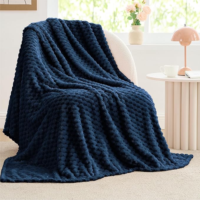 BEDELITE Navy Large Throw Blanket for Couch, Cozy Gifts for Women, 50 * 70 | 3D Jacquard Decorative Fleece Blanket, Super Soft Plush Throws, Cute Birthday Gift for Women & Men, Suitable for All Seasons