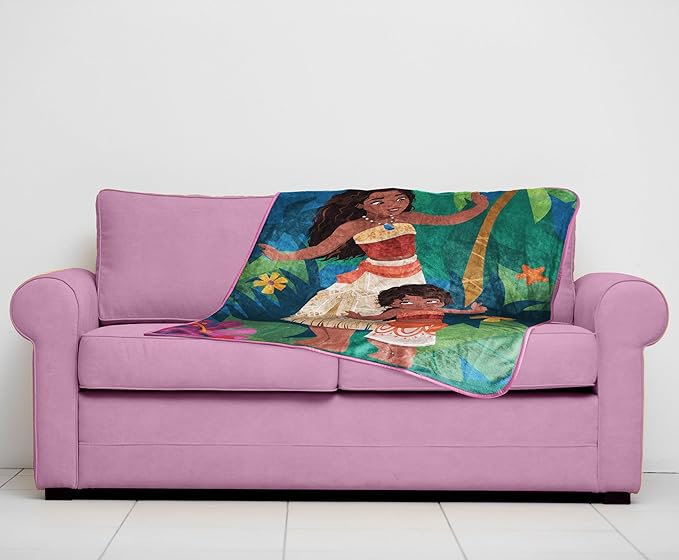 Jay Franco Disney Moana Plush Throw Blanket 40x50 – Soft Microfiber Kids Blanket Featuring Moana, Maui & HEI HEI, Officially Licensed, Machine Washable Gift for Girls