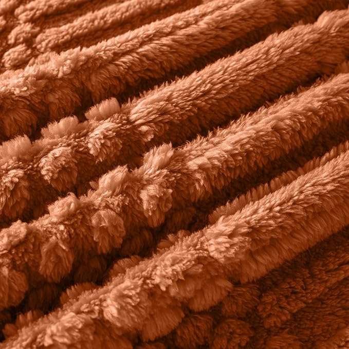 Rust Throw Blanket - Soft & Fluffy Fleece, Cute & Aesthetic, Perfect for Sofa, Couch, Chair, Bed, Living Room & Bedroom, All-Season Use, Plush & Cozy Decorative Blanket