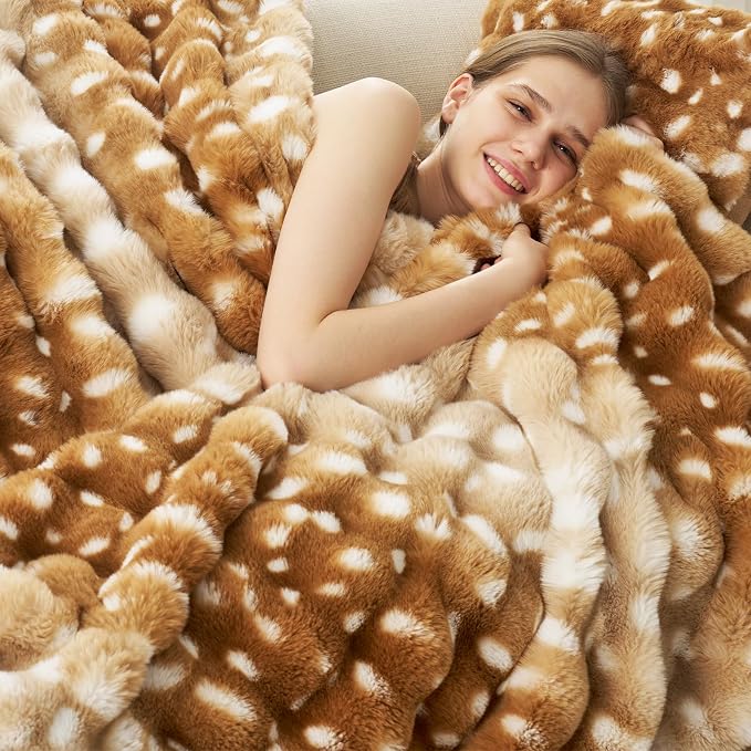 Cozy Bliss Deer Print Faux Fur Throw for Couch, Fuzzy Soft Plush Thick Bubble Blanket for Sofa Bedroom Living Room, 50x60 Inches