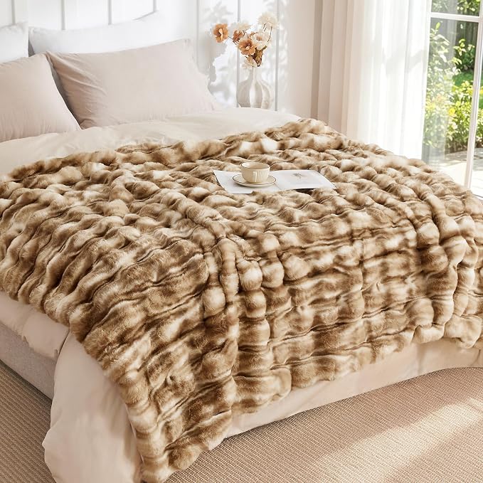 Luxury 1000GSM Rabbit Faux Fur Blanket, Super Warm Cozy Brown Blankets for Couch Bed Sofa, Ruched Plush Fuzzy Elegant Soft Reversible Mink Blanket Living Room Bedroom, 50" x 60",Leopard Brown