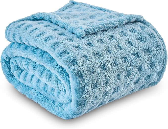 NEWCOSPLAY 3D Waffle Checkered Flannel Throw Blanket, Blue, 50"x70" | Super Soft Cute Lightweight Decorative Premium Silky Fleece Blanket for Couch Sofa Bed, Gift for Women Men, All Season Use