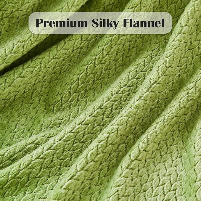 NEWCOSPLAY Fleece Leaves Pattern Twin Blanket, Green, 60"x80" | Super Soft Throw Blanket, Lightweight Cozy Bed Sofa Blanket, Premium Silky Flannel Fleece, Travel Blanket for All Season Use