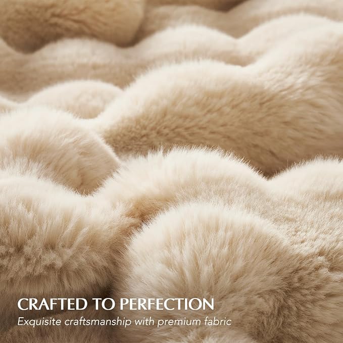 Faux Rabbit Fur Bubble Throw Blanket, 50"x60", Cream | Ultra Soft, Luxury Faux Rabbit Fur Throw, Thick Warm Bubble Blanket, Cozy Fluffy Reversible, for Bed, Couch, Chair, Sofa