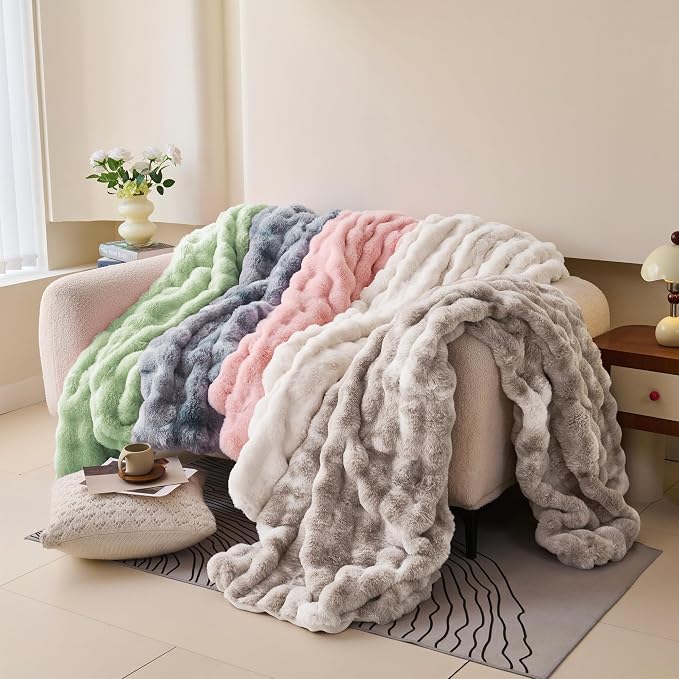 Comelady Soft Fluffy Faux Fur Throw Blanket 60"x80", Bubble Plush Texture | Cream White Thick Fuzzy Blanket, No-Shedding, Aesthetic & Cozy for Couch Bed Room Decor, Warm Gift for Women Girls