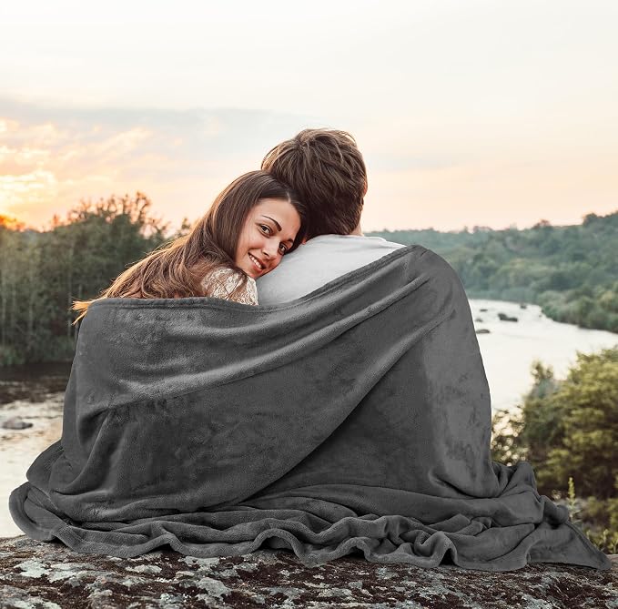 Utopia Bedding Ultra Soft Fleece Bed Blanket Twin Size Grey (60x80 Inches) | Microfiber Plush Lightweight Breathable Cozy Dorm Blanket Anti-Static, All Season Use, Gift for Women and Men