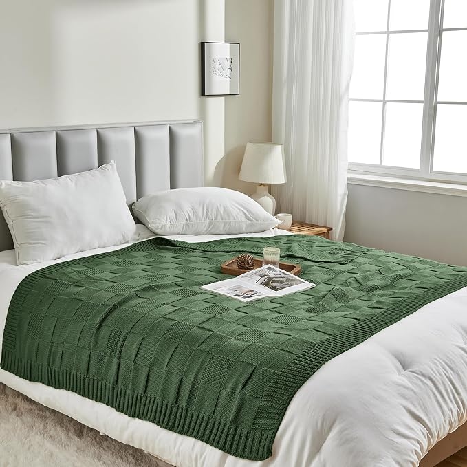 CozeCube Christmas Green Knitted Checkered Throw Blanket 60"X80" | Check Knit Throw for Couch, Decorative Christmas Soft Cozy Warm Blanket for Bed Sofa Living Room