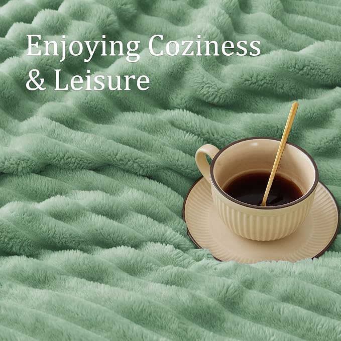 BEDELITE Ribbed Twin Blanket for Couch & Bed, Green, 60"x80" | Ultra-Soft Plush Fleece, Cozy, Warm Yet Lightweight, Ribbed Texture, Home Decor, Machine Washable, Giftable, All-Season Use