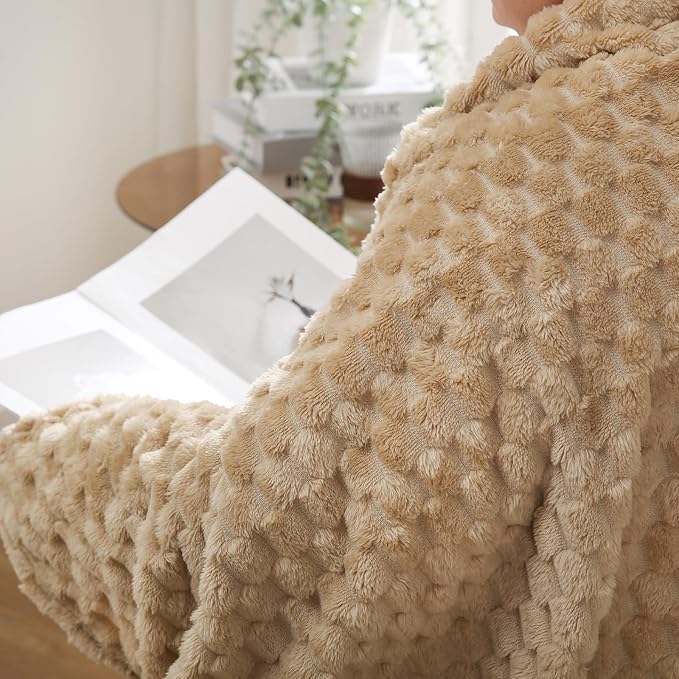 Puncuntex Beige Throw Blanket 90"×90" inches Fuzzy 3D Jacquard Decorative | Flannel Fleece Super Soft Plush Cozy Blanket for Couch Sofa Chair Lightweight