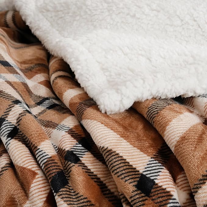 PU MEI Sherpa Fleece Throw Blanket 80" x 90" Reversible Plush Fluffy Large Big Blanket Lattice Flannel Blankets for All Season Use, Mocha Brown