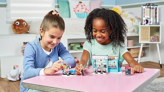 Mega Construx American Girl Maryellen's Seaside Diner Building Set