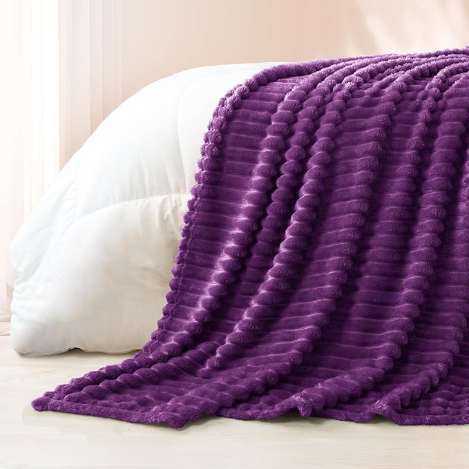 Exclusivo Mezcla Striped Fleece Throw Blanket for Couch, Sofa, Bed, 50"x60" | Soft Breathable Cozy Bed Blankets, Lightweight Plush Fluffy Fuzzy Jacquard Decorative Blankets