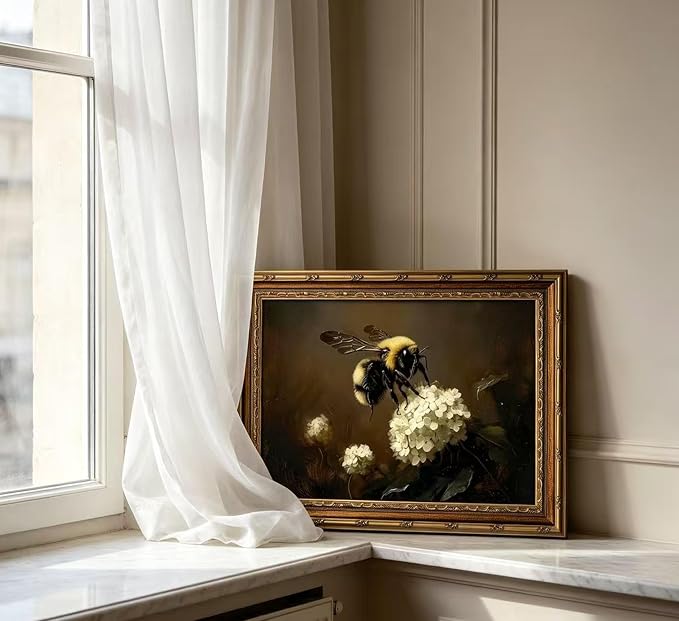 Vintage Gold Framed Bee Wall Art Dark Academia Insect Painting Canvas Print Gothic Moody White Hydrangea Picture Wall Decor Rustic Farmhouse Animal Poster Artwork for Living Room Bedroom Bathroom